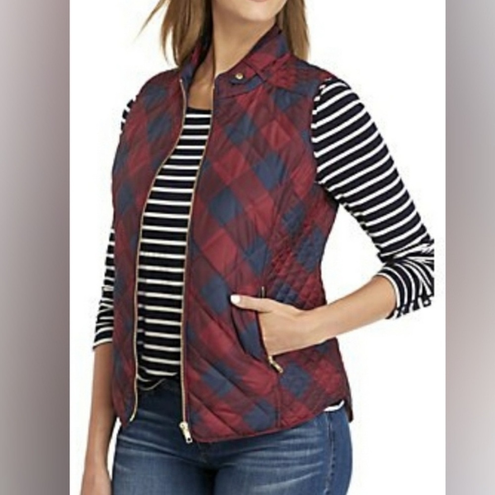 Crown & Ivy Red and Blue Plaid Quilted Vest Size Small